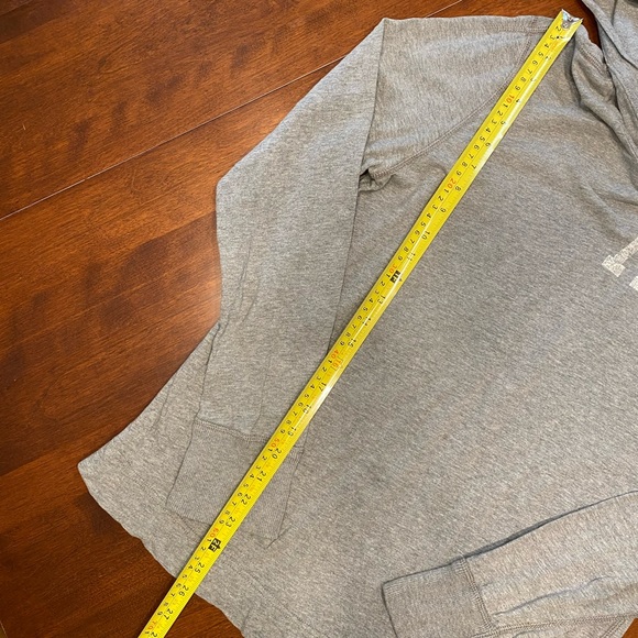 American Eagle Outfitters Hoodie Sweatshirt - Picture 4 of 9